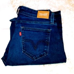 Levi's, Women's Size 10, Curvy Bootcut , Jeans 💖